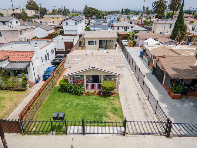 643 W Colden Ave in Los Angeles, CA - Building Photo - Building Photo