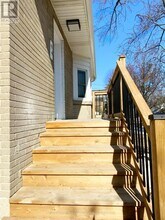 94 W 32nd St in Hamilton, ON - Building Photo - Building Photo