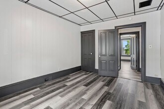 300 Sherry St in Neenah, WI - Building Photo - Building Photo