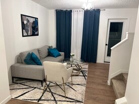 14 Eastwood Dr in Spruce Grove, AB - Building Photo