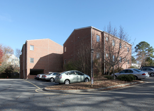 Brewer Lane Apartments in Carrboro, NC - Building Photo - Building Photo