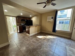 727 Dartmoor St N in St. Petersburg, FL - Building Photo - Building Photo