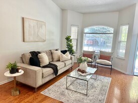 7980 Ryegate Ct in Garden City, ID - Building Photo