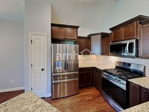 45 Donna Lyn Dr in Oakland, TN - Building Photo - Building Photo