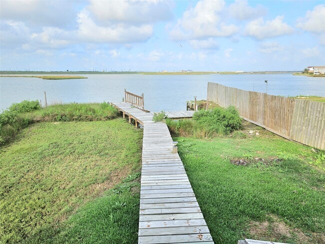 property at 4606 Warren Way