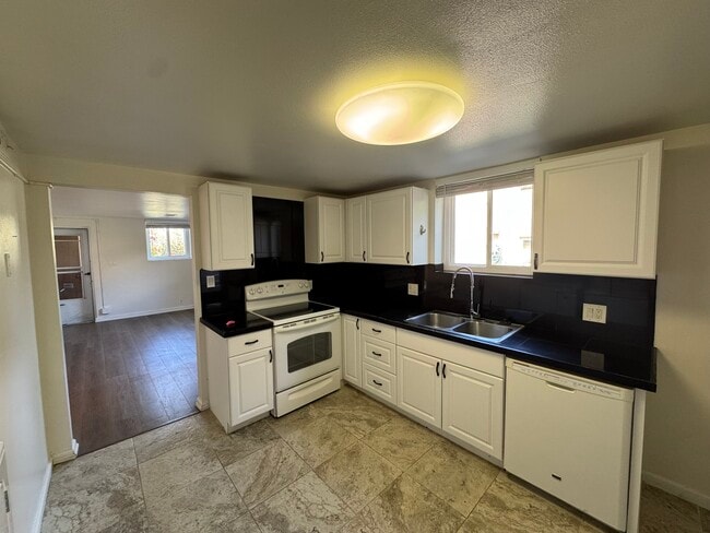 property at 1890 S Garfield St