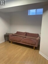 102 Church St S in Richmond Hill, ON - Building Photo - Building Photo