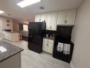 321 Village Dr in Auburn, AL - Building Photo - Building Photo