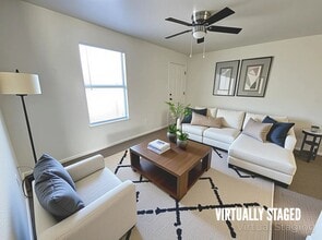 1904 Windward Dr in Killeen, TX - Foto de edificio - Building Photo