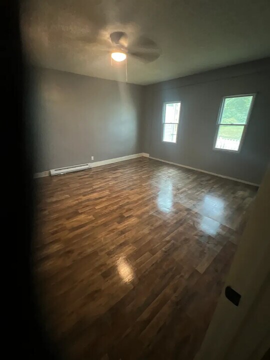 383 S Main St, Unit 1 in Mansfield, OH - Foto de edificio