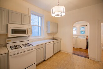 2039 N Gratz St in Philadelphia, PA - Foto de edificio - Building Photo