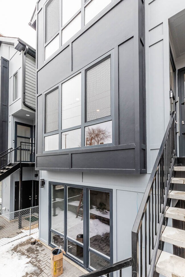 property at 2307 W 19th St