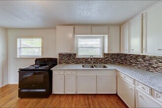 2506 Jackson in La Marque, TX - Building Photo - Building Photo