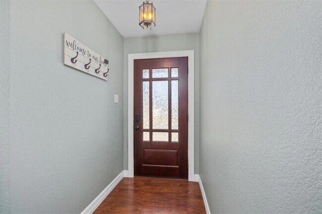 208 Rock Hound Ln in Liberty Hill, TX - Building Photo - Building Photo