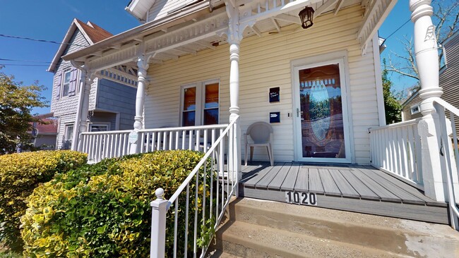 1020 Constant Ave in Peekskill, NY - Building Photo - Building Photo