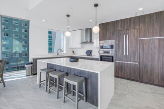 777 3rd Ave N in St. Petersburg, FL - Foto de edificio - Building Photo