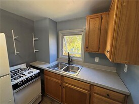 121 Sterling St in Corning, NY - Building Photo