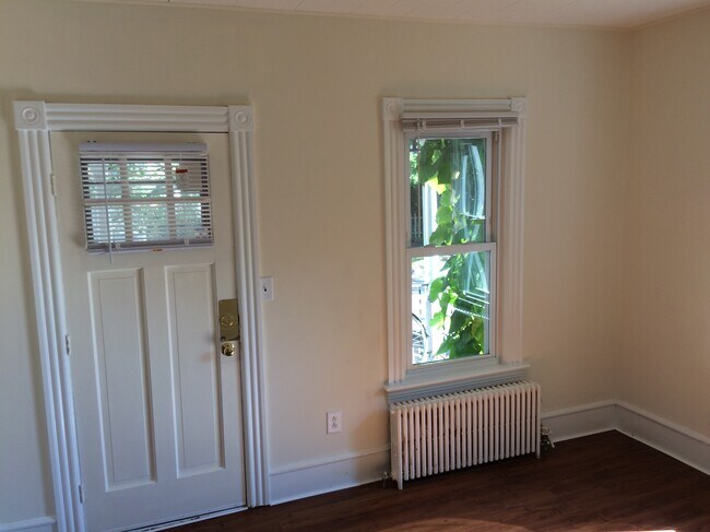 45 Decatur St, Unit 45 in Burlington, VT - Foto de edificio - Building Photo