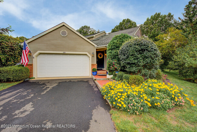 property at 180 Woods End Dr