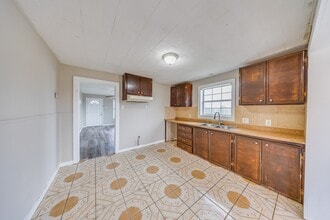 13034 Emporia St in Houston, TX - Building Photo - Building Photo