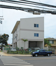 439 Mokauea St in Honolulu, HI - Foto de edificio - Building Photo