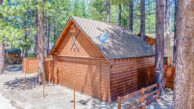 39383 Moab Ln in Big Bear Lake, CA - Building Photo - Building Photo