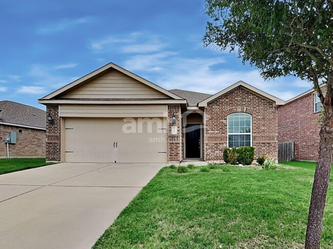 property at 1544 Park Trails Blvd