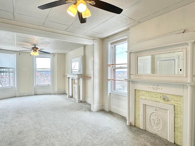 270 8th St in Troy, NY - Building Photo - Building Photo