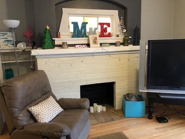 3358 N Downer Ave in Milwaukee, WI - Building Photo - Building Photo