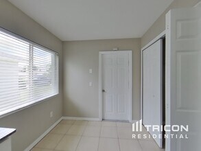 11813 Brenford Crest Dr in Riverview, FL - Building Photo - Building Photo