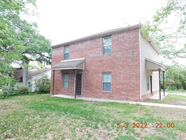 property at 4114 N 54th St