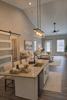 231 Old Schaeffer Ln in O'Fallon, MO - Building Photo