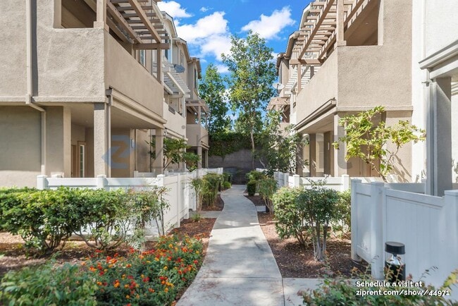 727 Northrup St in San Jose, CA - Building Photo - Building Photo