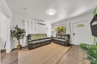 4700 65th St in Sacramento, CA - Building Photo - Building Photo