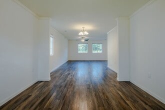 703 Torbay Dr in McLeansville, NC - Building Photo - Building Photo