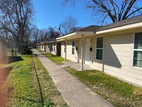 4905 Kashmere St in Houston, TX - Building Photo - Building Photo