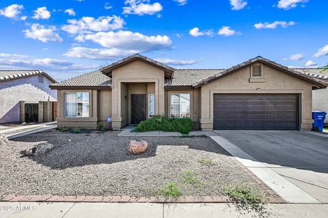 property at 757 E Wildhorse Dr