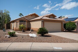 707 W Baylor Ln in Gilbert, AZ - Building Photo