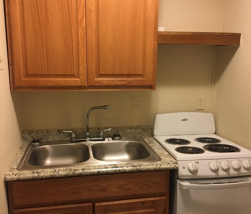 5920 Kellogg Ave in Cincinnati, OH - Building Photo