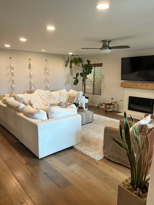 property at 242 Dolphin Cove Ct