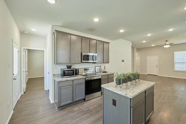 property at 901 Chickasaw Dr