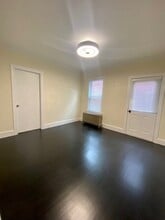 840 South St, Unit 1 in Boston, MA - Building Photo - Building Photo