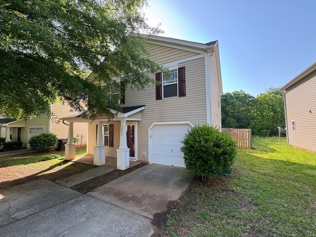 5022 Oak Pasture Ln in Charlotte, NC - Building Photo - Building Photo