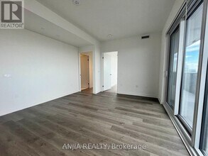 55 Cooper St in Toronto, ON - Building Photo - Building Photo