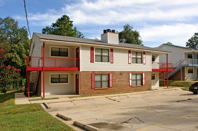 1502 Pullen Rd in Tallahassee, FL - Foto de edificio - Building Photo