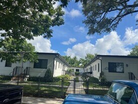 2121 SW 14th Terrace in Miami, FL - Building Photo