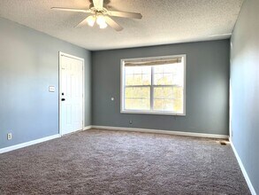232 Senator Dr in Clarksville, TN - Building Photo - Building Photo