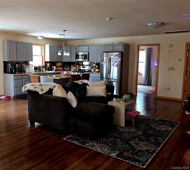 property at 85 Swinging Bridge Estate Rd