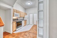 2348 Eutaw Pl photo'