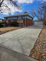13481 Fitzsimons Way in Aurora, CO - Building Photo